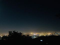 -鬼笑石后山停车场