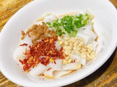 葱油拌粉-盟重烧烤(东瓜山创始店)