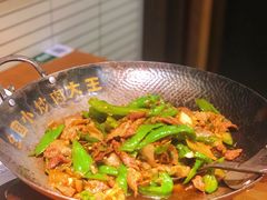 -费大厨辣椒炒肉(万家丽一店)