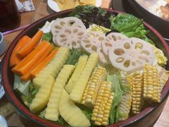 -一朵菌·野生菌探索家火锅(南亚店)