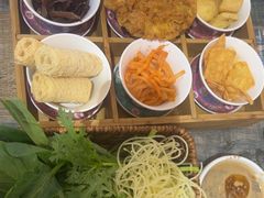 -鸡遇虾煲干锅火锅(小寨金莎店)