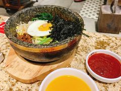 石锅拌饭-東門韩国传统烤肉·韩国料理(银座直营店)