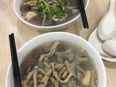 鸭血粉丝汤-鸡鸣汤包(仙林店)