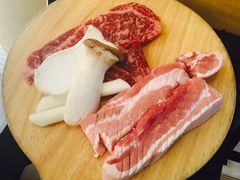 烤五花肉-黄金牧场(明洞总店)