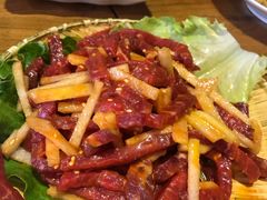 生拌牛肉-紫霞门韩国料理烤肉(深南东路店)