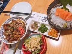 -鳗鲔料理小馆