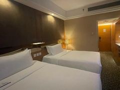 -北京丽亭华苑酒店