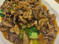 台蘑烧青菜-一盏明灯全素斋(殊像寺店)
