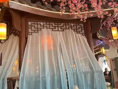 -荷塘秋月·本帮江浙菜(国权路店)