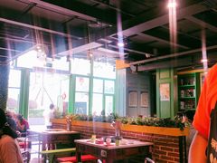 大堂-钢管厂五区小郡肝串串香(奥克斯广场锦城万达店)