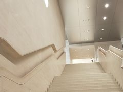 -Apple零售店(玄武湖店)