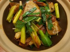 -彧玖食坊·川式砂锅酒馆(成山路店)