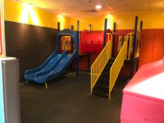 -麦当劳(宝山大厦店)