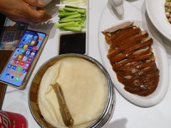 -梅利汴京烤鸭•开封豫菜地标店(东大街店)