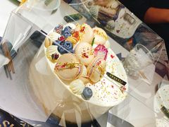 -小苍兰风铃草·礼物蛋糕(沈阳店)
