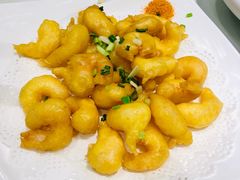 软炸虾仁-闫府私房菜·百年鲁菜(恒隆店)