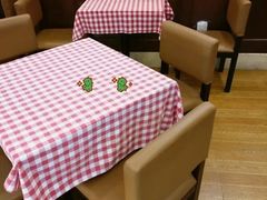 -红宝石·鲜奶小方·海派西点房(浦三店)