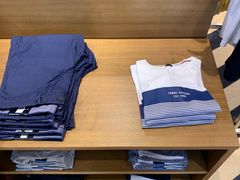 -TommyHilfiger(惠隆贵安奥特莱斯店)