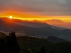 -府君山公园