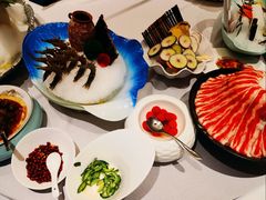 -薈通四海·海鲜火锅酒楼(国贸店)