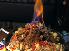 -胖哥俩肉蟹煲(湖滨银泰in77店)