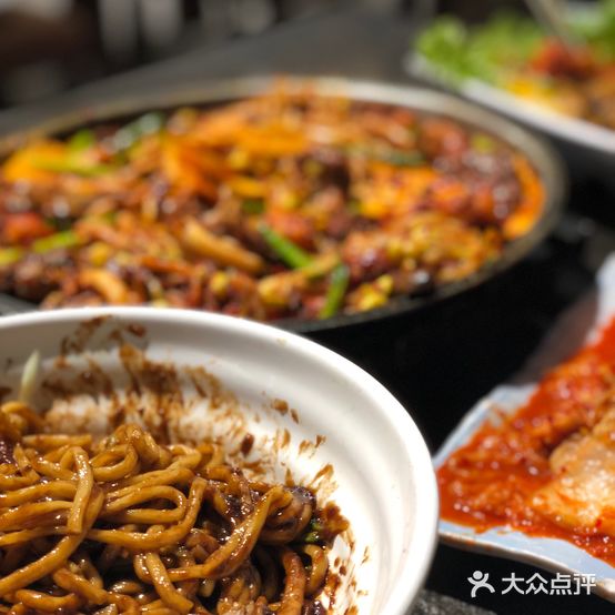 釜山美食韩国炸酱面(吉大分店)