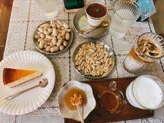 瓜子-默迹咖啡馆