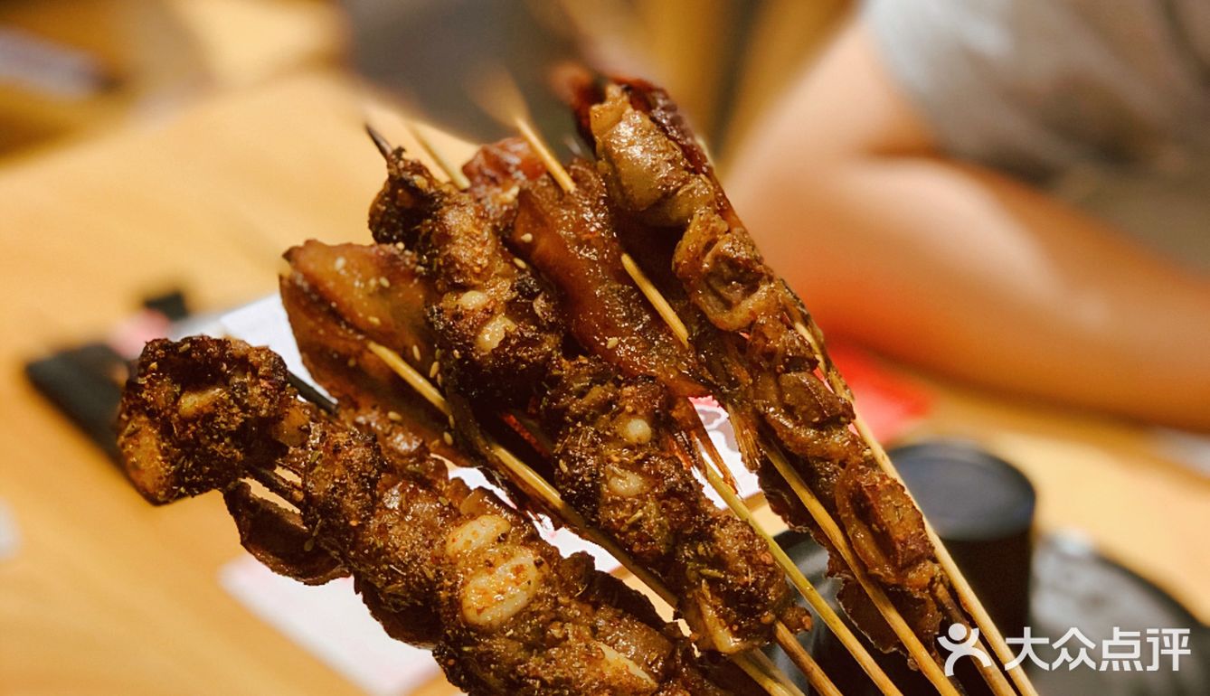 北派烧烤才是yyds！这家宝藏新店真的瞒不住啦！！