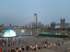 -中国宜宾·长江地标广场
