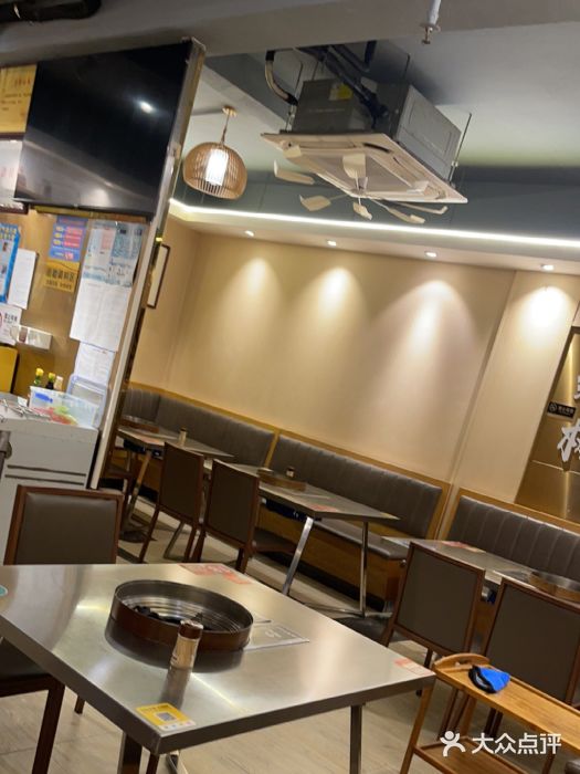 胡须佬鸡煲四季火锅店(石厦西村直营店)图片