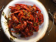 麻辣小龙虾-霄汉牛三鲜湖北砂锅菜(万松园2店)