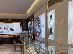 -亨吉利世界名表中心(华润万象城店)