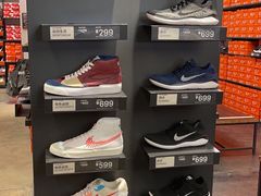 -NIKE上海青浦优选体验店