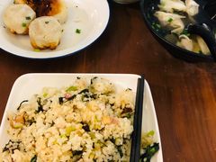 -舒蔡记生煎菜饭(云南中路店)
