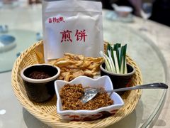 -鲁菜根·泰安菜(万达店)