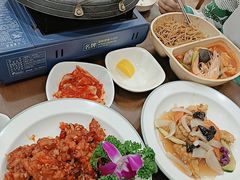 -贵宾庄炸酱面·韩式料理(高区店)