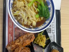 -犟骨头排骨饭•大骨面(弘阳广场店)