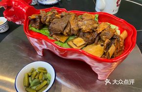 Handheld Beef Ribs