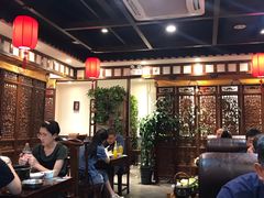 大堂-亿诣蝎府炸酱面羊蝎子火锅(酷车小镇店)