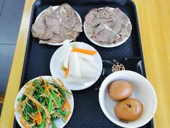 -马德元纯汤牛肉面(太奥广场店)