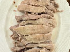 手抓羊腿肉一斤-贯贯吉·清真餐厅(浙江中路店)