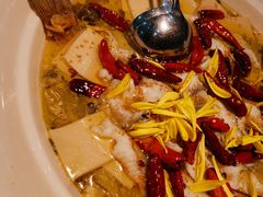 -鱼亨小鲜酸菜鱼(大信店)