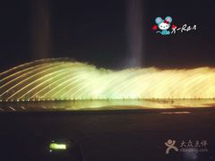 -东港音乐喷泉广场