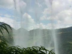 -牛角寨瀑布景区
