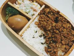 -一盒小幸运