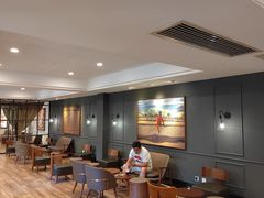 用餐区-星巴克臻选(广州沙面店)