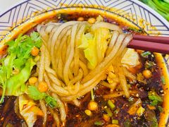 -哇蛙牛功夫面渝都料理(龙阳广场店)