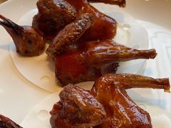 脆皮妙龄鸽-新荣记(新源南路店)