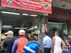 -Bánh Mì Huynh Hoa
