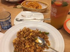 -必胜客(WOW中心城店)